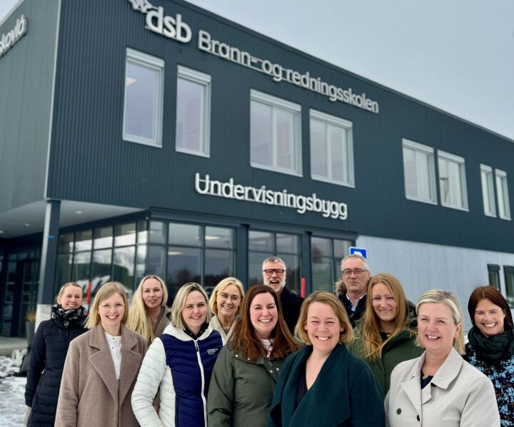 HR-medarbeidere fra kommunene og Hålogalandsrådet samlet på workshop på Fjelldal våren 2025.
